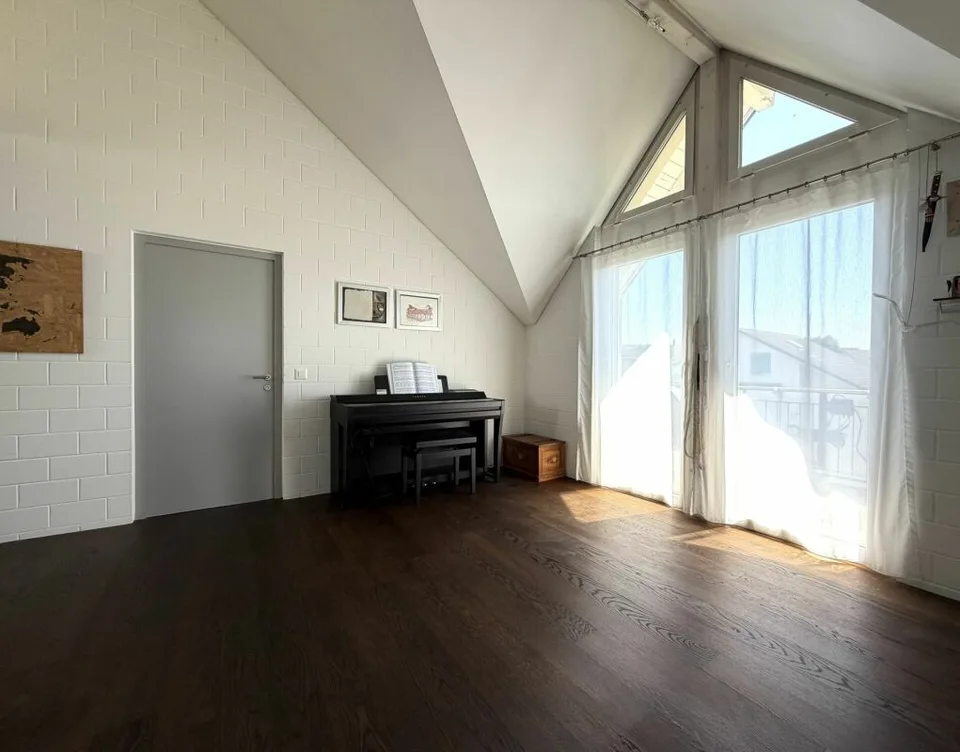 Gepflegtes 5 1/2 Zimmer Einfamilienhaus an bester Lage zu verkaufen
