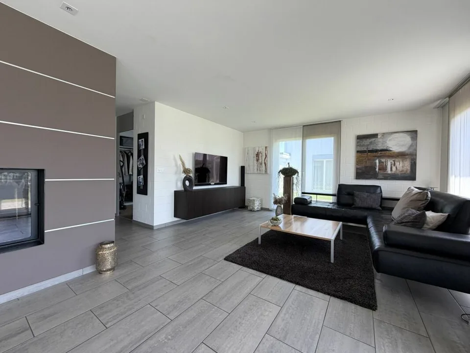 Gepflegtes 5 1/2 Zimmer Einfamilienhaus an bester Lage zu verkaufen