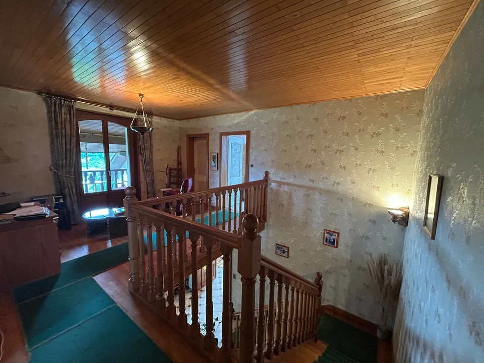 7.5-Zimmer-Landhaus mit 1 ha Grundstück in Monthureux-sur-Saône (FR) nähe Basel und Boncourt
