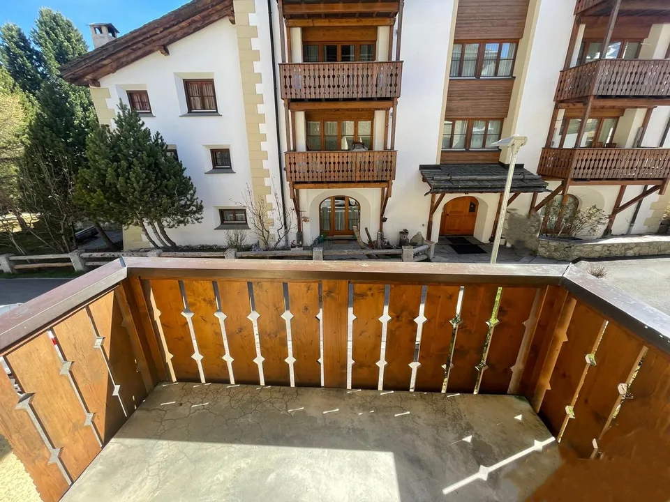 In Celerina an absolut ruhiger Lage heimeliges 1-Zimmer-Appartement zu verkaufen