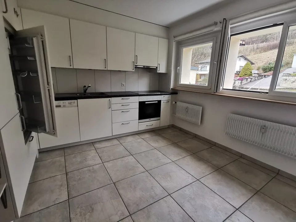 Charmante 3.5-Zimmer-Wohnung mit Bergblick in Sonceboz-Sombeval