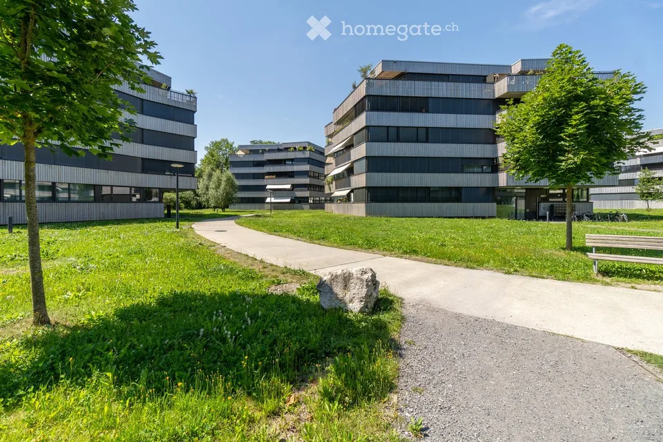 Appartement moderne 3.5 pièces à Aarburg – Construction neuve avec balcon et garage