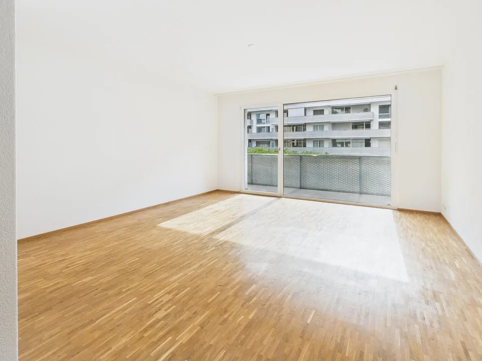 5.5 Room Maisonette Apartment in the Heart of Oerlikon