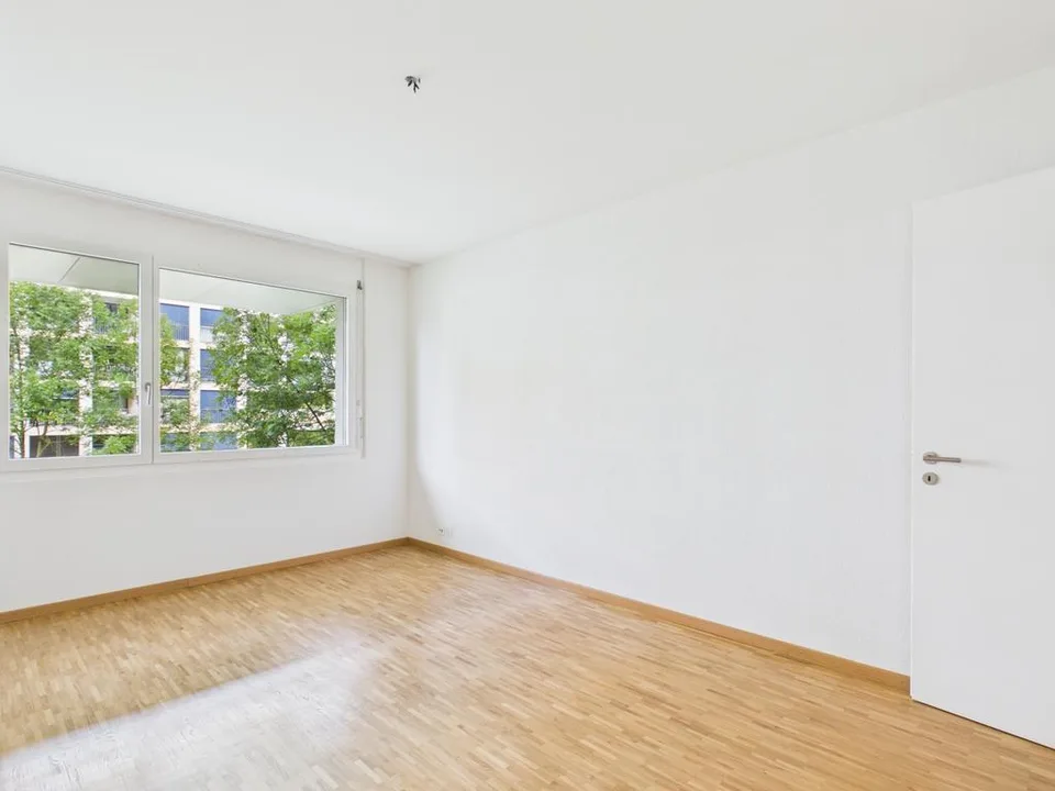 5.5 Room Maisonette Apartment in the Heart of Oerlikon