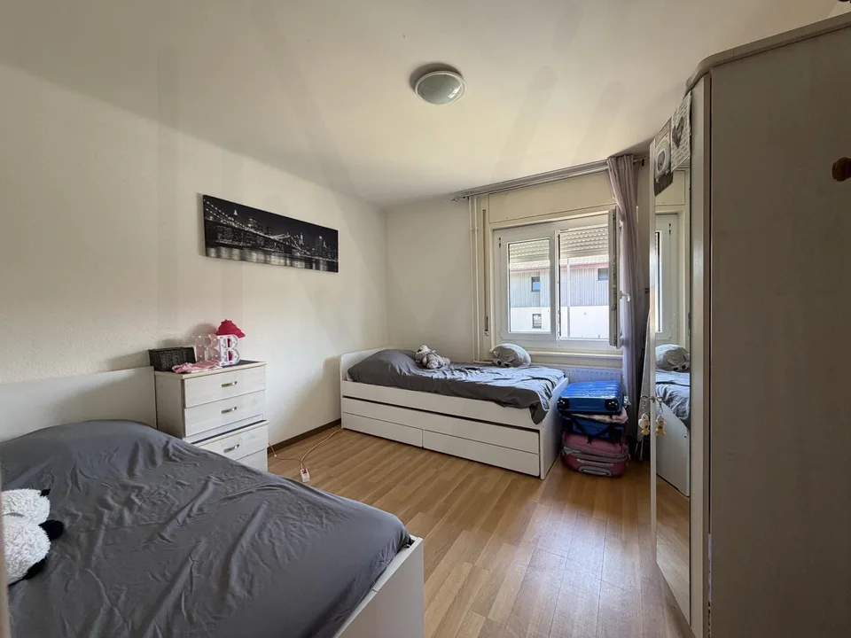 3,5-Zimmer-Wohnung im 1. Stock