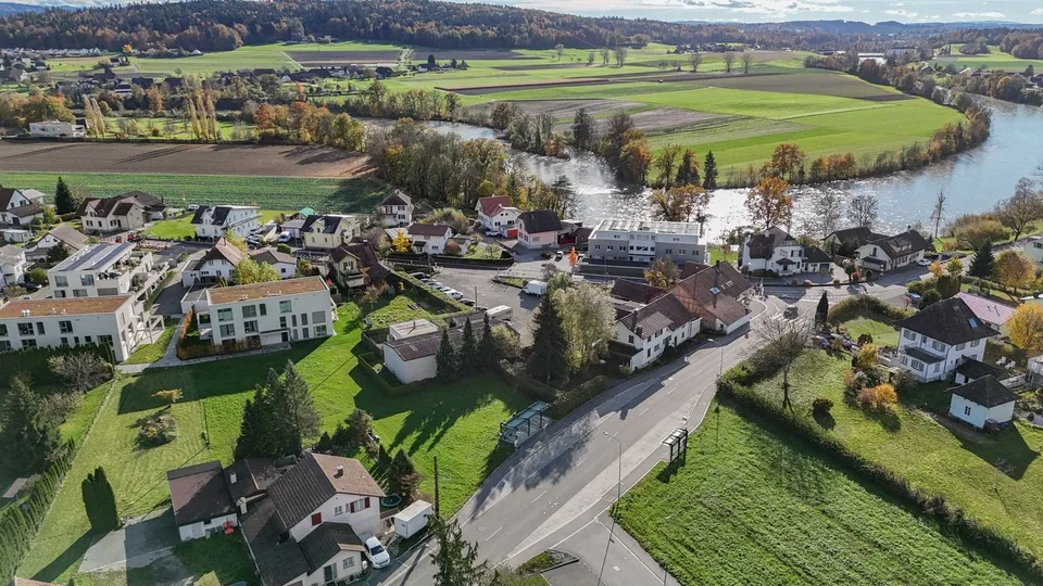 Terreno edificabile attraente in una posizione ottimale a Wolfwil - 4'116 m² con potenziale diversificato