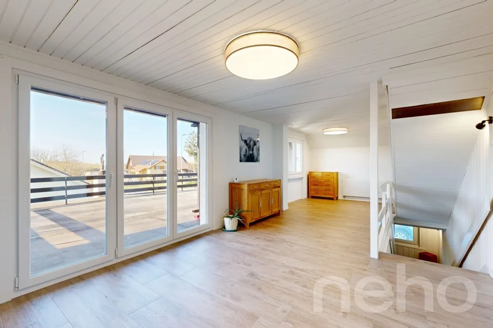 Villa individuelle rénovée avec rooftop et vue dégagée