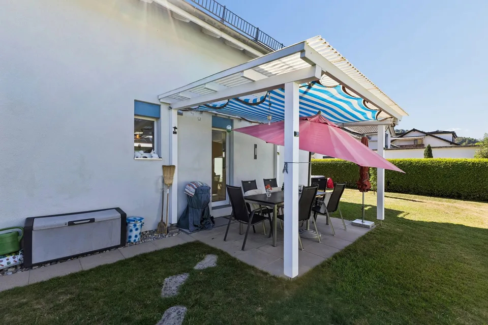Maison unifamiliale de 6,5 pièces avec un jardin magnifiquement aménagé