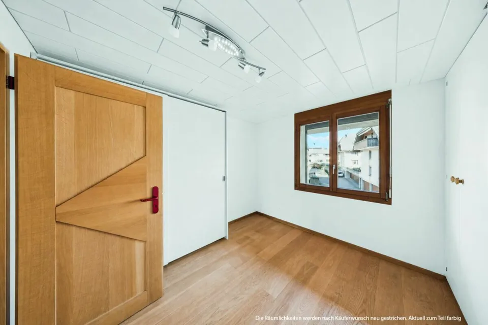 Helle 4.5-Zimmer-Eigentumswohnung mit 2 Bädern & Balkon - ideal für junge Familien?