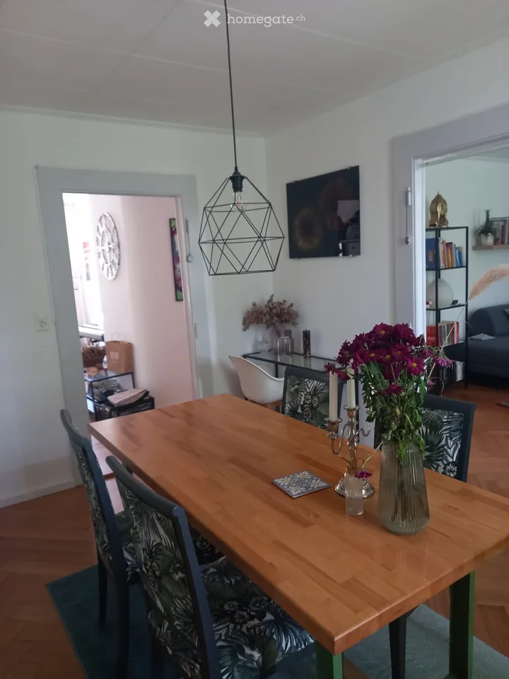 Charmantes 3.5-Zimmer-Wohnung in Neuchâtel – Rue de Corcelles
