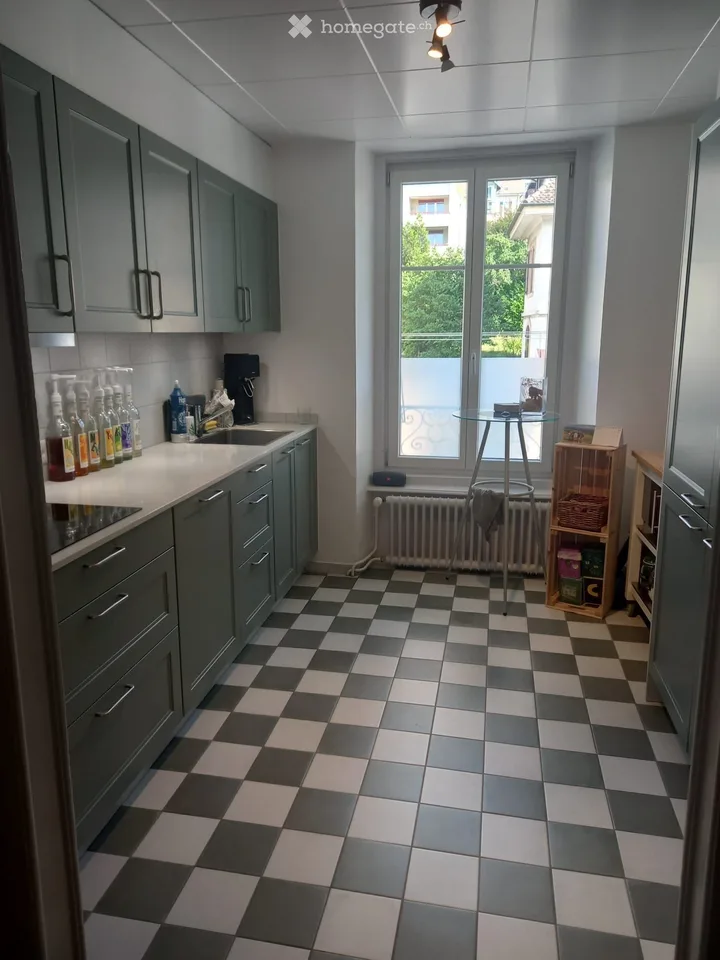 Charmantes 3.5-Zimmer-Wohnung in Neuchâtel – Rue de Corcelles