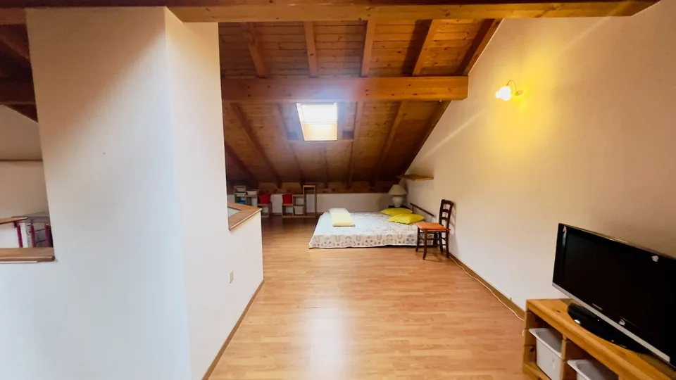 Schöne 7.5-Zimmer-Villa mit privatem Garten in Monteggio