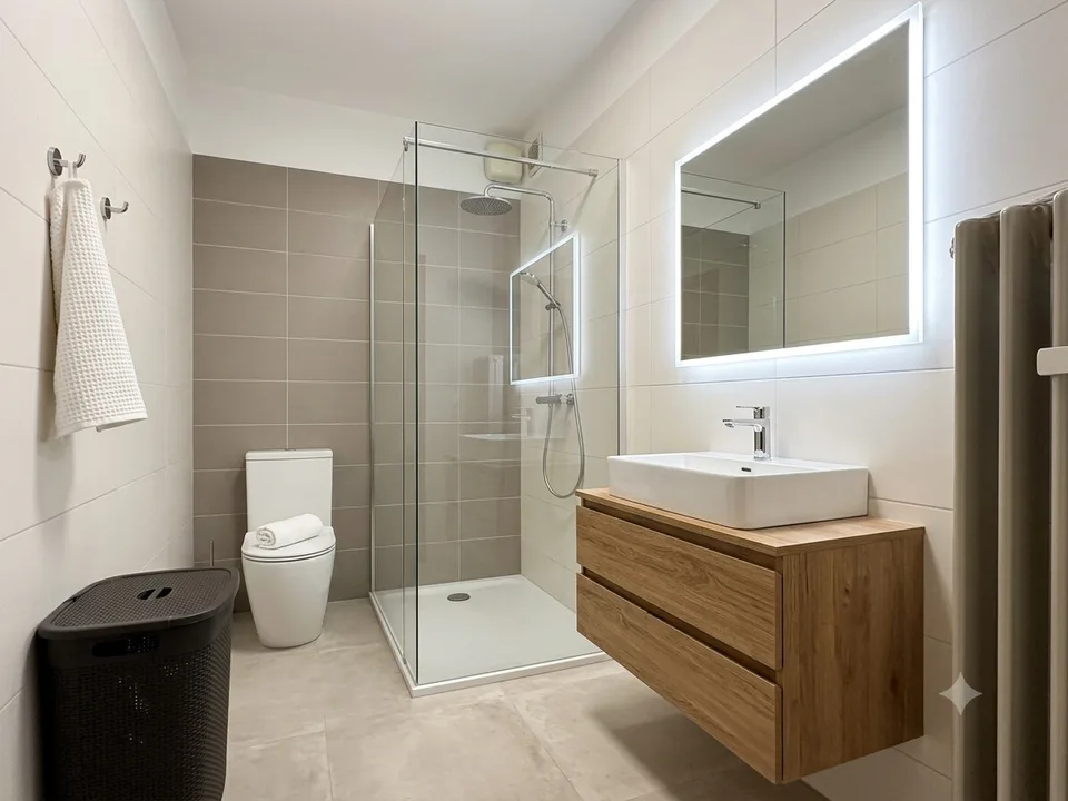 Geräumig und helles 3.5-Zimmer-Wohnung mit zwei Terrassen in Morbio Inferiore