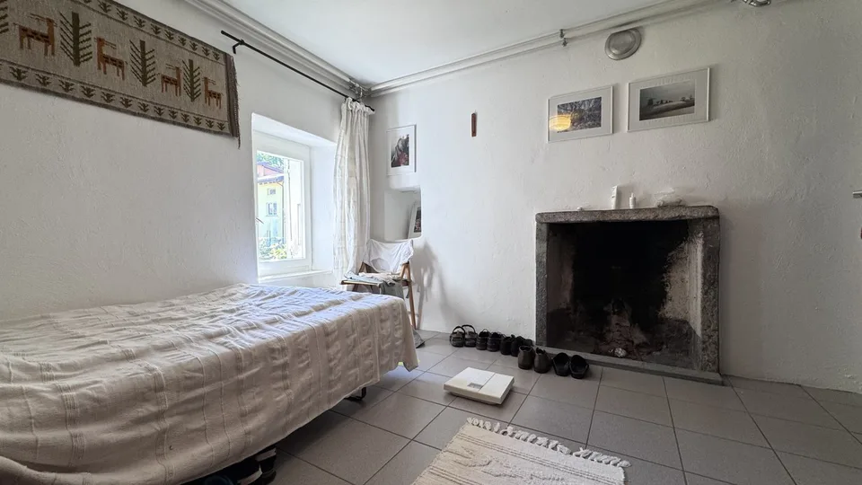 Maison spacieuse et caractéristique de 6.5 pièces à Cadro