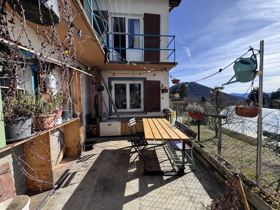 CARATTERISTICA CASA 4.5 CON VISTA PANORAMICA A BEDIGLIORA