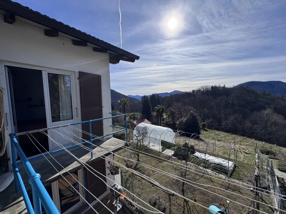 CARATTERISTICA CASA 4.5 CON VISTA PANORAMICA A BEDIGLIORA