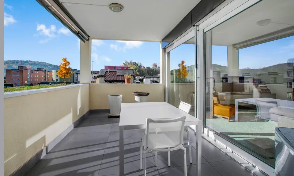 APPARTEMENT STUPÉFIANT ET MODERNE DE 5.5 PIÈCES AVEC GRANDE TERRASSE À STABIO