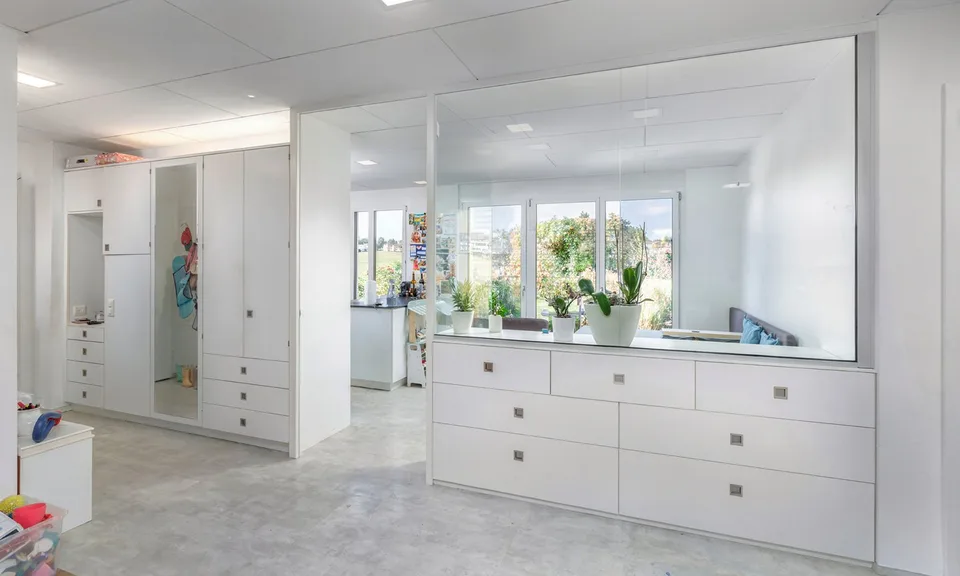 SPLENDIDES 4.5 LOCALE MIT PRIVATGARTEN IN LUGANO FIGINO