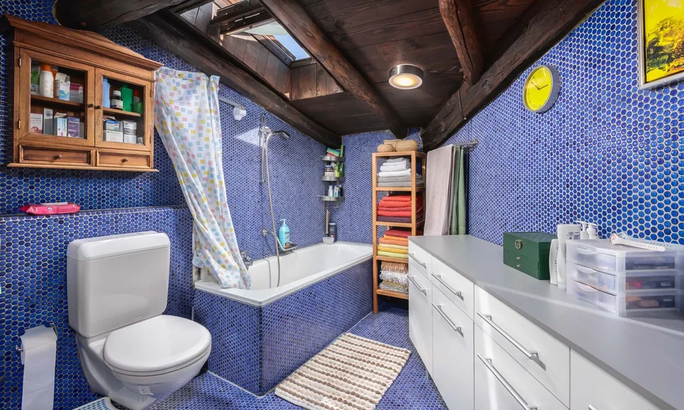 APPARTEMENT 3.5 PIÈCES SPACIEUX AVEC GRANDE TERRASSE ET VUE DÉGAGÉE À CAPRIASCA