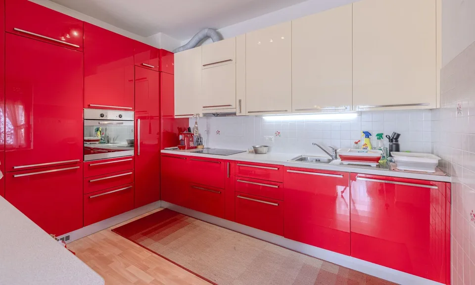 Spacious 10-room villa with garden in Morbio Inferiore