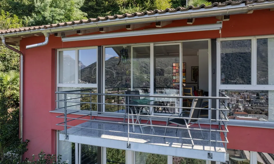 Maison charmante 4.5 dans le vert avec vue sur Bellinzona-Daro