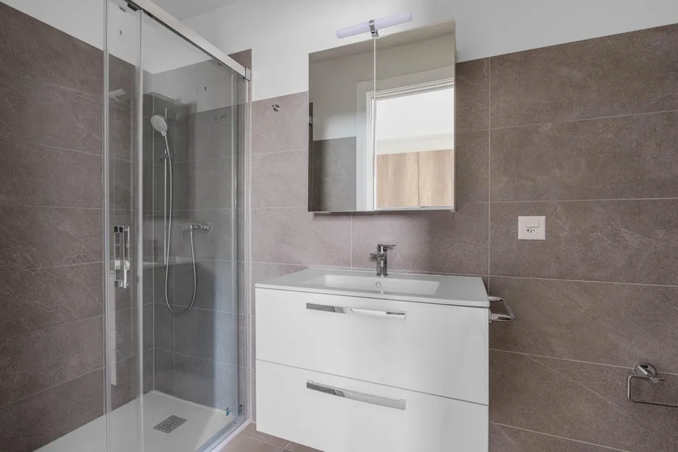 NEW AND BRIGHT 3 ROOMS IN CAPRIASCA IN LOPAGNO