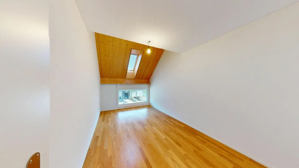 Vivere come in una casa unifamiliare: maisonette di 5,5 locali su 168 m² vicino all'Aare