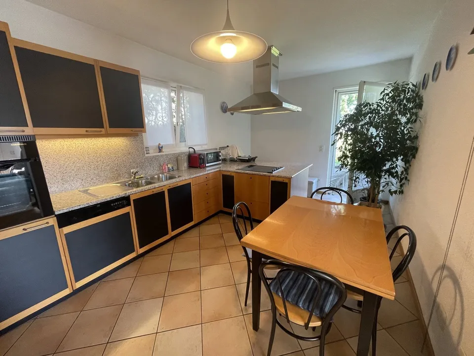 BELLA CASA PANORAMICA 5.5 CON DOPPIO POSTEGGIO