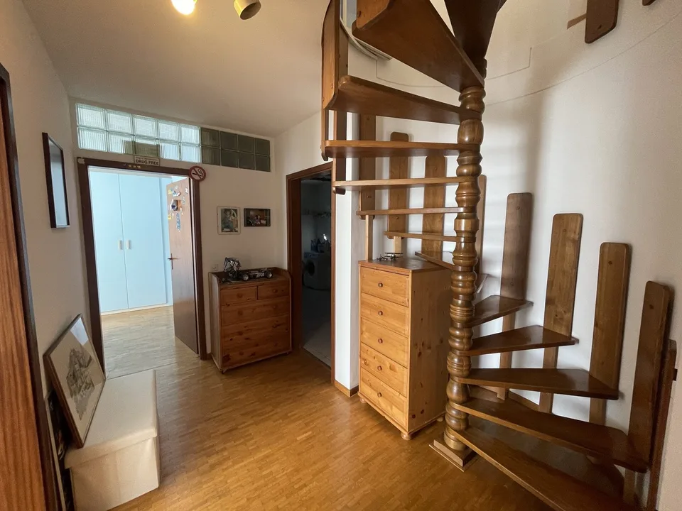 BELLA CASA PANORAMICA 5.5 CON DOPPIO POSTEGGIO