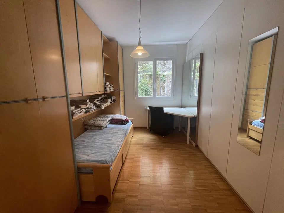 APPARTEMENT 4.5 AVEC VUE SPLENDIDE SUR LA VILLE ET PARTIELLE SUR LE LAC