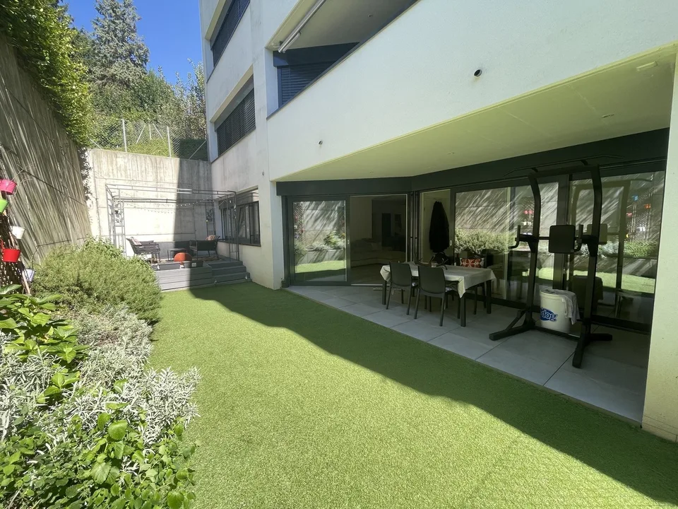 RECENTE E MODERNO 3.5 CON GIARDINETTO A SORENGO