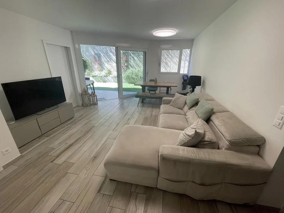 RECENTE E MODERNO 3.5 CON GIARDINETTO A SORENGO