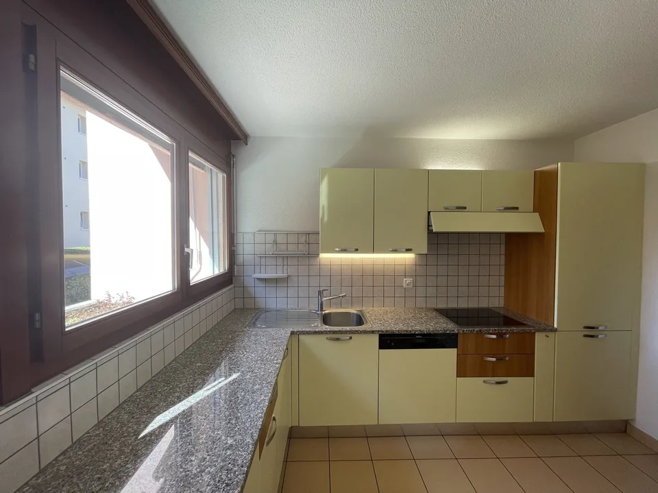 Appartement spacieux 2.5 pièces avec jardin rénové