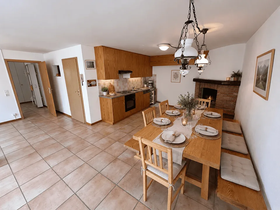 SPETTACOLARE ED AMPIA CASA GEMELLA A CADRO