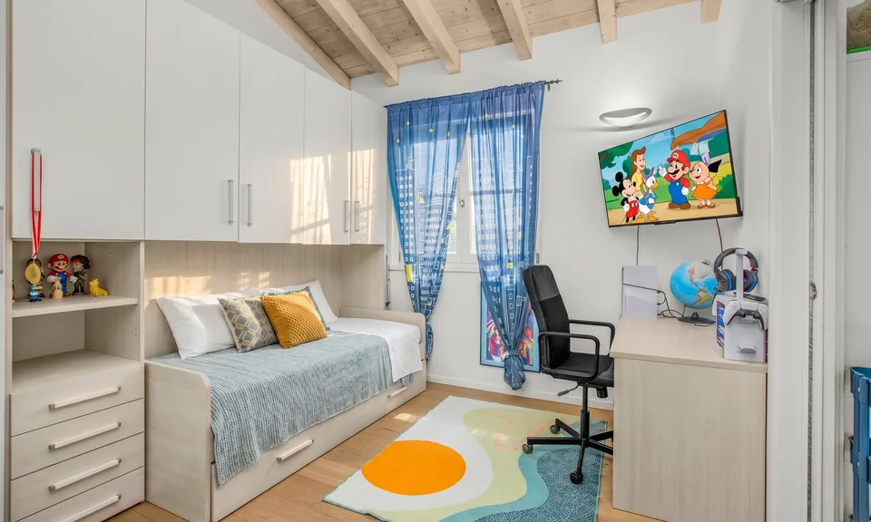 Magnificent 5.5-room house with garden in Genestrerio