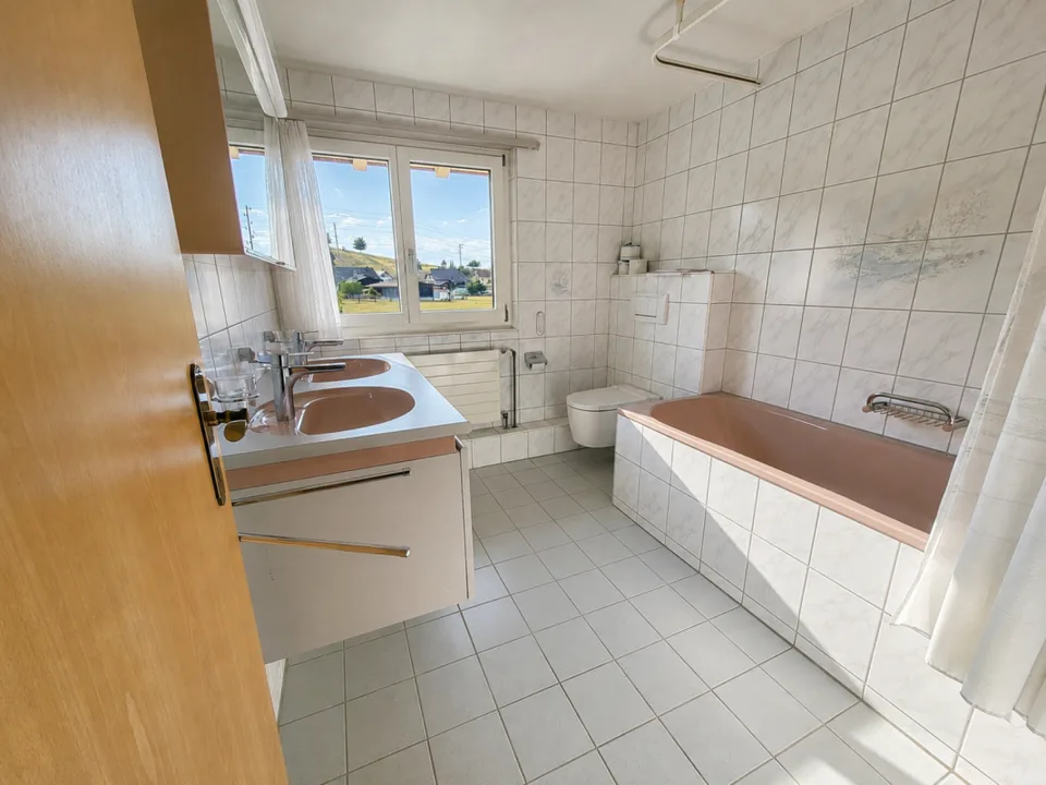 An bester, unverbaubarer & ruhiger Lage - Einfamilienhaus mit Ausbaupotenzial für 1 weiteres Zimmer