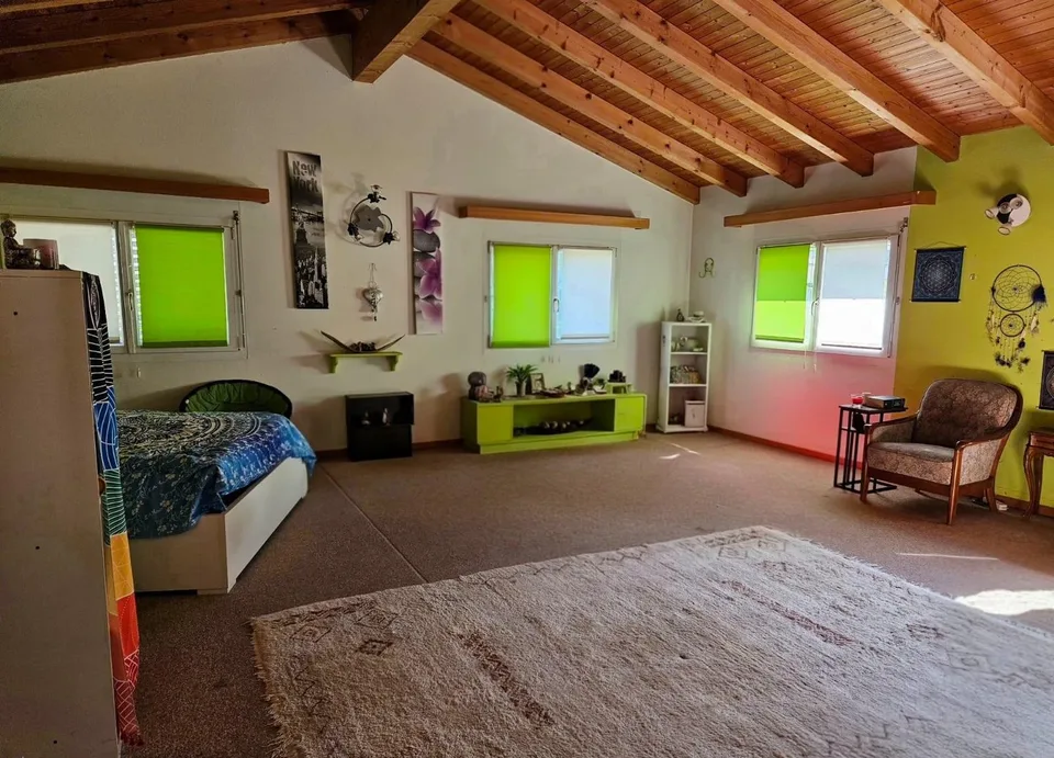 Beautiful semi-detached house 6.5 with garden in Giubiasco