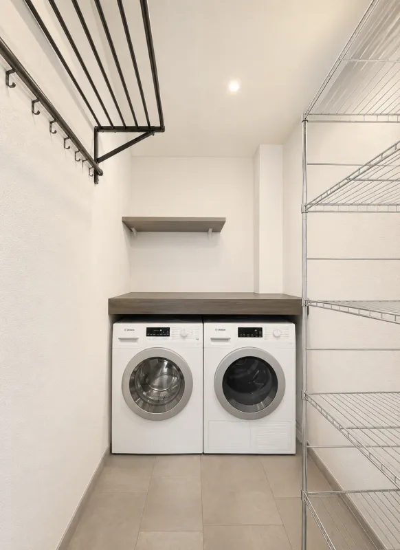 Bijou mit ausgebauter und fertiggestellter Wohnung