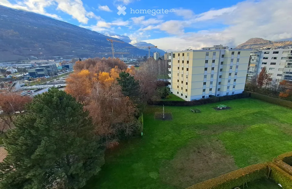 Casa condivisa in appartamento di 3.5 locali con vista panoramica sulle montagne a Sion