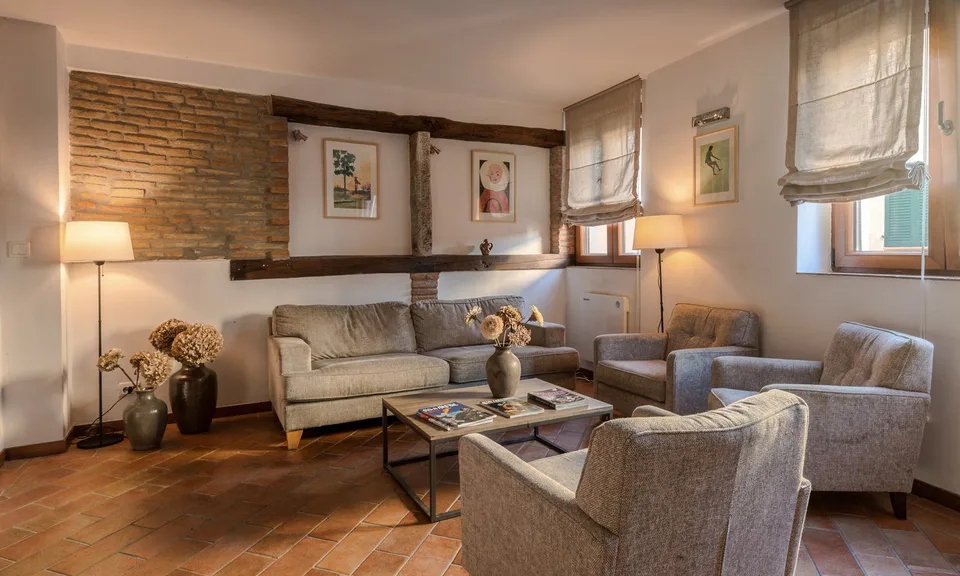 NUCLEAR HOUSE WITH 4 APARTMENTS IN BARBENGO