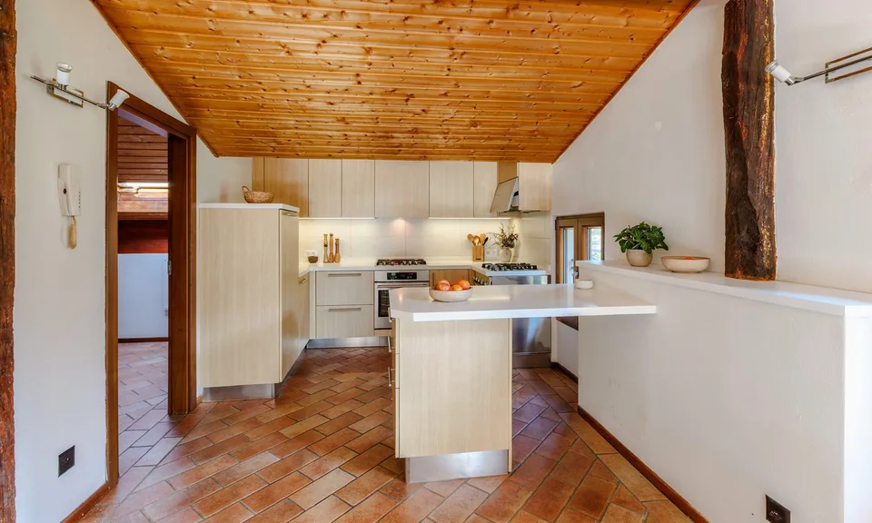 NUCLEAR HOUSE WITH 4 APARTMENTS IN BARBENGO