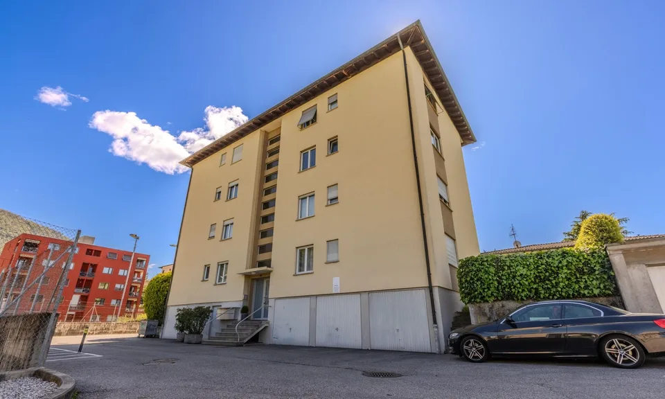 LUMINOSO APPARTAMENTO DI 3.5 LOCALI CON TERRAZZA A VACALLO