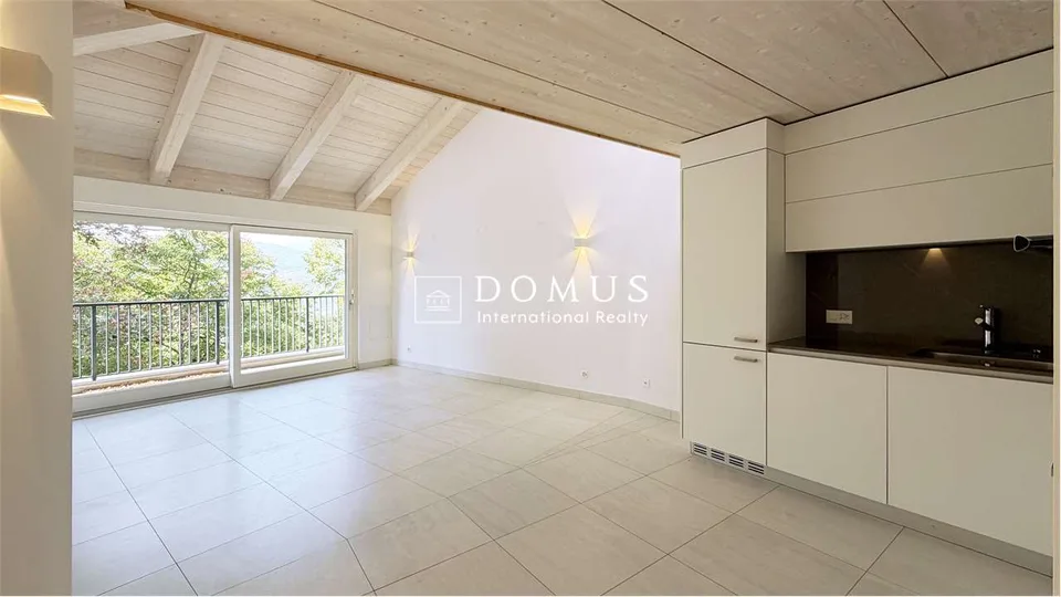 Elegantes 2.5-Zimmer-Wohnung mit Galerie in Montagnola