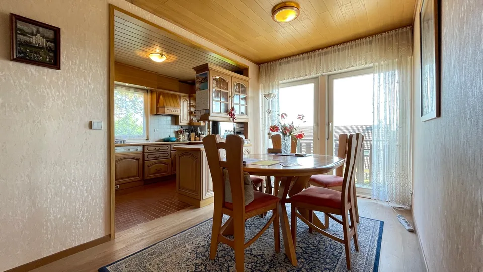 Maison d'Exception de 9 pièces avec Vue Panoramique et Piscine