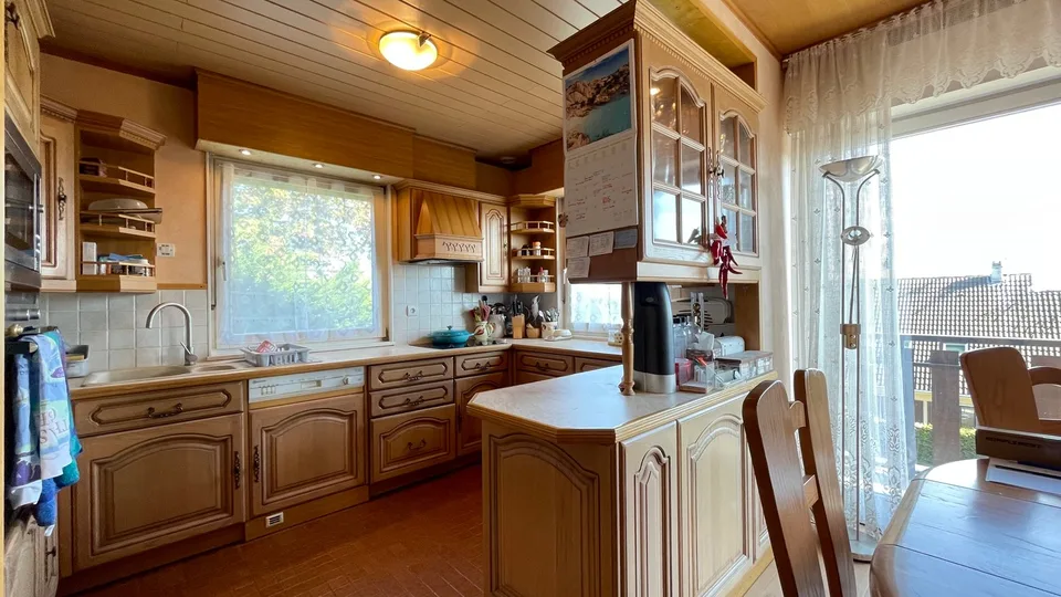 Maison d'Exception de 9 pièces avec Vue Panoramique et Piscine