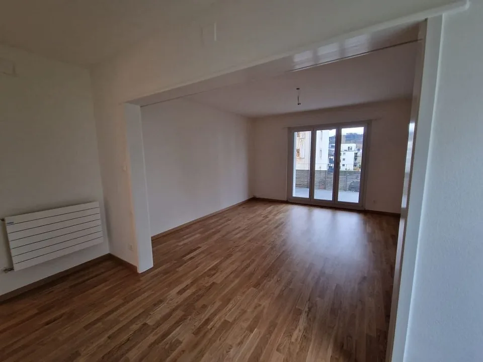 2.5-room apartment, ground floor right