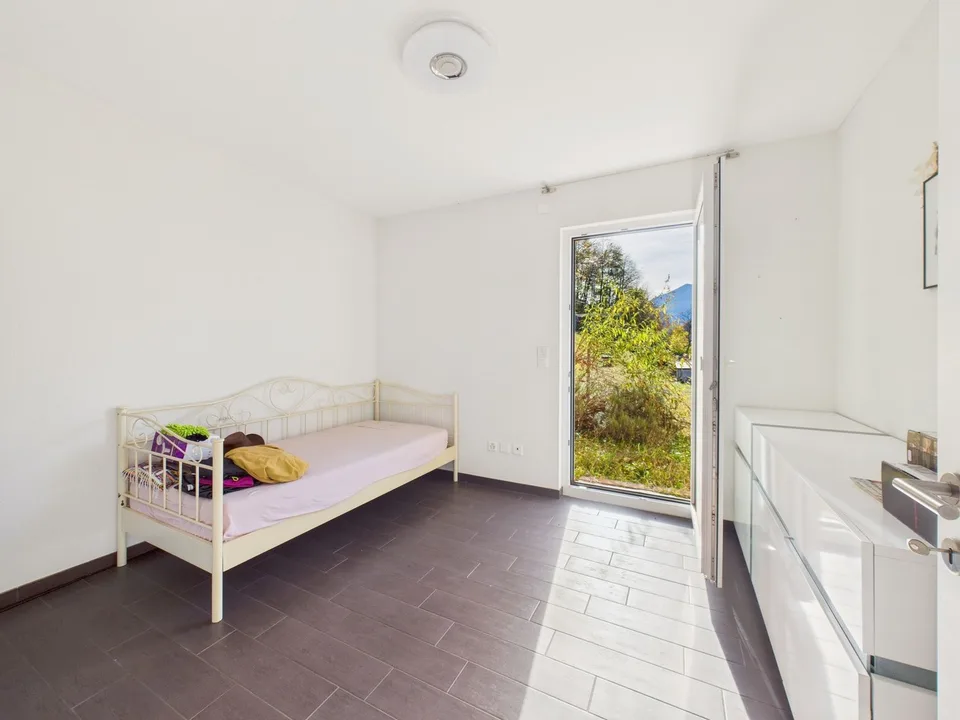 Affascinante villa a Blenio - design moderno e spazi generosi in un contesto pittoresco