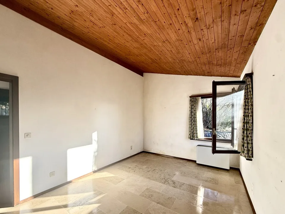 MAISON SPACIEUSE 4,5 PIÈCES AVEC VUE IMPRENABLE SUR LE LAC À AROGNO