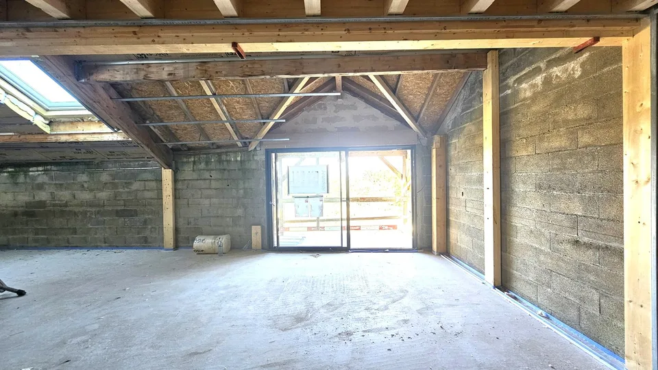 CHEVRY, Attico in duplex, T5 di 137m2 in fienile ristrutturato