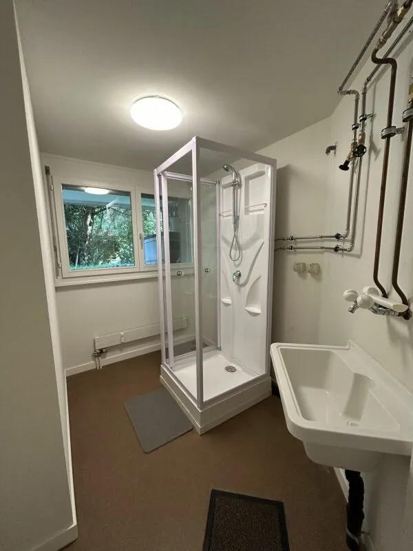 Stanze per hobby incl. WC/DO e cucina piccola